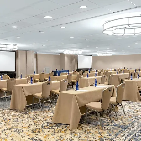 Doubletree By Hilton Mclean Tysons-2