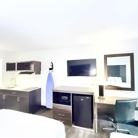 Baymont By Wyndham Tallahassee-3