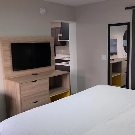 Days Inn By Wyndham Champaign/Urbana-3