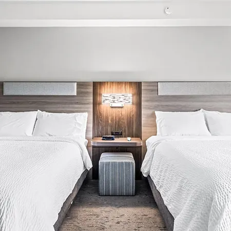Holiday Inn Express & Suites Carneys Point - Pennsville By Ihg-3