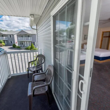 Adirondack Retreat Inn & Suites-2