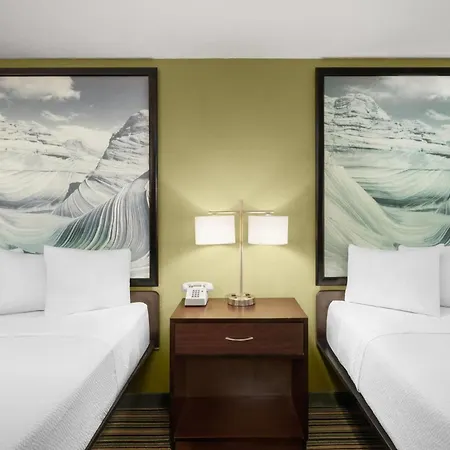 Super 8 By Wyndham Casa Grande-3
