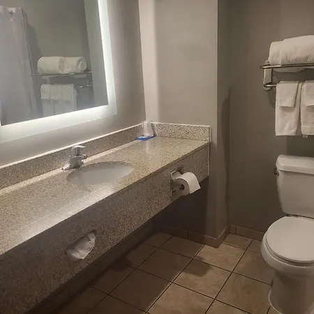 Comfort Inn & Suites Miami - Route 66-2