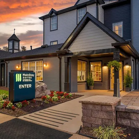 Mainstay Suites Sterling Near Dulles Town Center-3