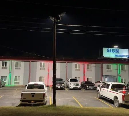 Americas Best Value Inn Marshall-2