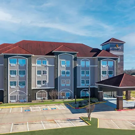 La Quinta Inn And Suites By Wyndham Paris-2