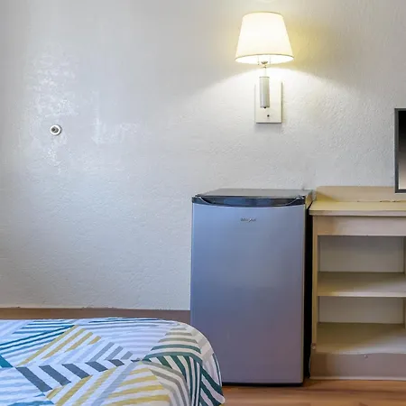 Motel 6 Hayward, Ca- Silicon Valley Gateway-3