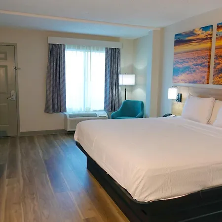 Days Inn By Wyndham Norman-2