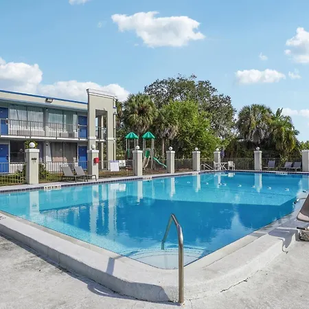 Stayable Lakeland-3