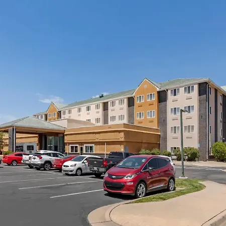 Quality Inn & Suites Denver Airport - Gateway Park-3