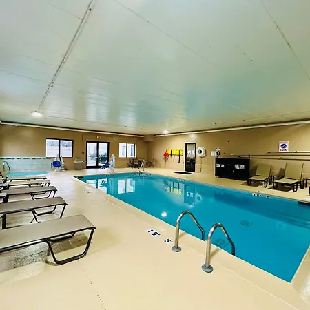 Comfort Suites Georgetown-3
