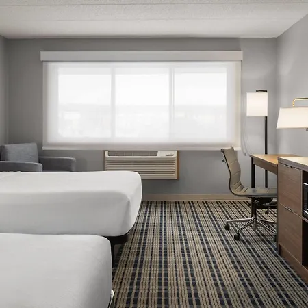 Americinn By Wyndham Grand Forks-2