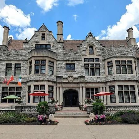 Mansions On Fifth-2