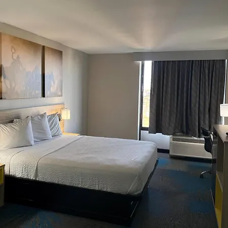 Days Inn By Wyndham Amarillo East-2