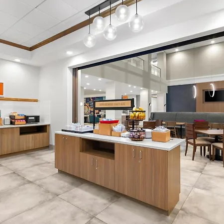 Hampton Inn & Suites Pensacola/I-10 Pine Forest Road-2