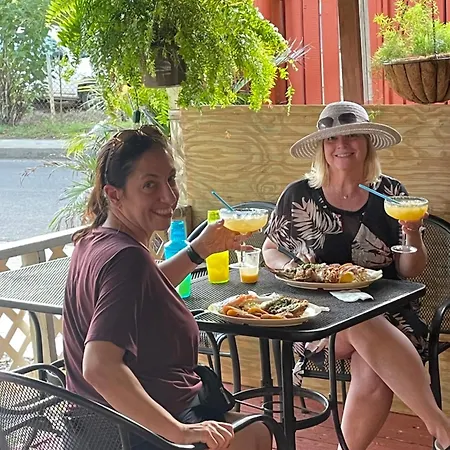 Naniqui Cottage - Only Adults -Parking Golf Car Only-No Electric Bikes-3