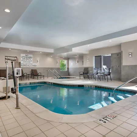 Fairfield Inn & Suites By Marriott Greenwood-3