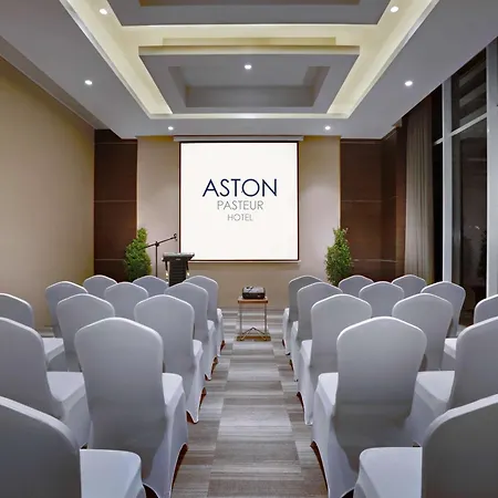 Aston Pasteur-3