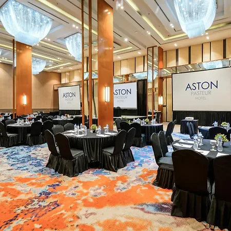 Aston Pasteur-2