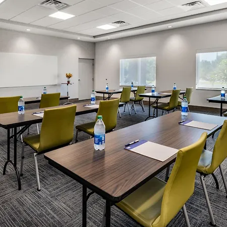 Holiday Inn Express & Suites - St. Petersburg - Madeira Beach By Ihg-2