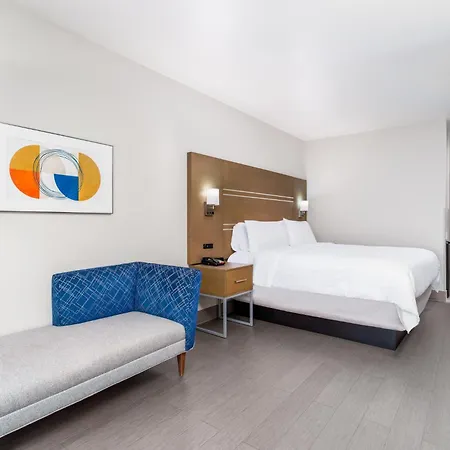 Holiday Inn Express & Suites Memphis Arpt Elvis Presley Blv By Ihg-3