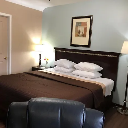 Valueinn Eugene - Airport-3