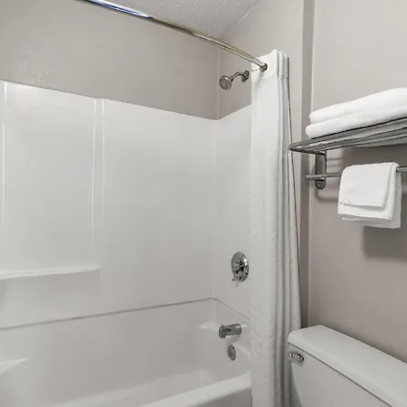 Days Inn By Wyndham Charleston Wv-2