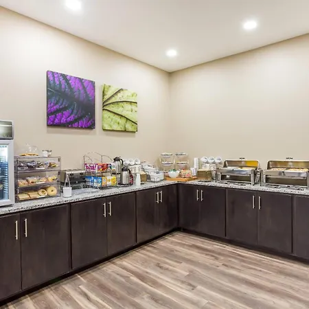 Mainstay Suites Logan Ohio-Hocking Hills-3