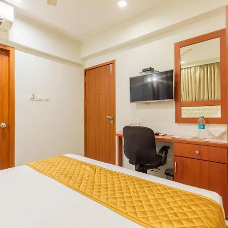 Hotel Lords, Fort-2