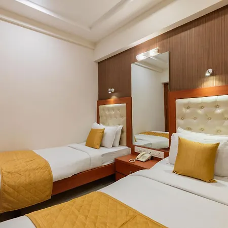 Hotel Lords, Fort-3