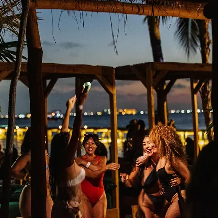 Mayan Monkey Isla Mujeres - Social Hotel (Adults Only)-3