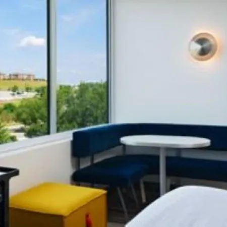Aloft By Marriott Omaha West-2