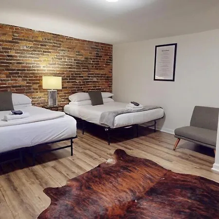 The Lofts At 107-2