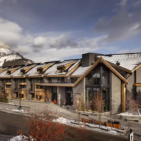 Peaks Hotel And Suites-2
