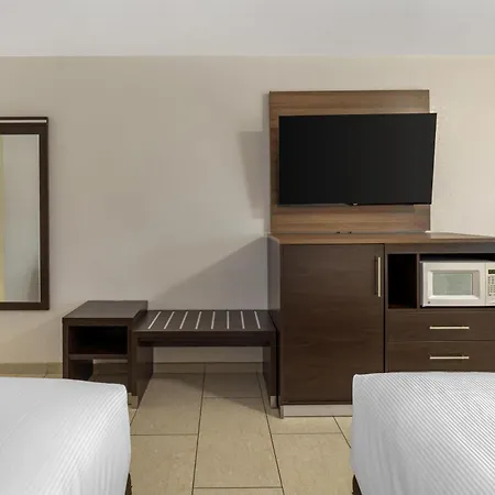 Best Western Santa Rosa Inn-3