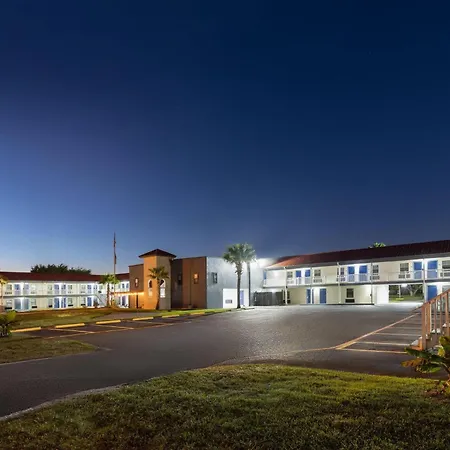 Days Inn By Wyndham Aransas Pass-3