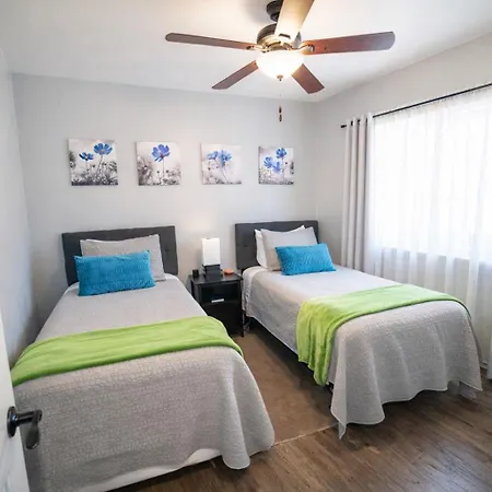 Aunt Beans Guest Suite-2