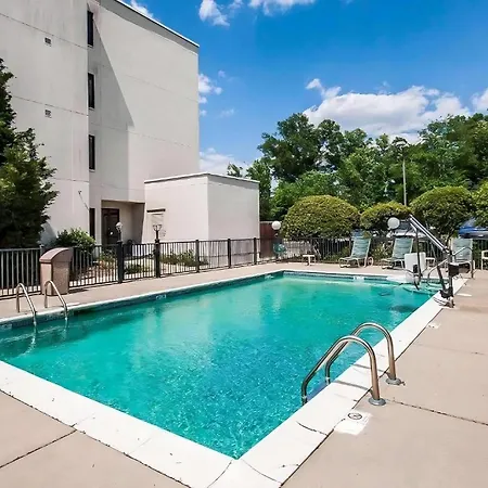 Travelodge By Wyndham Flowood-2