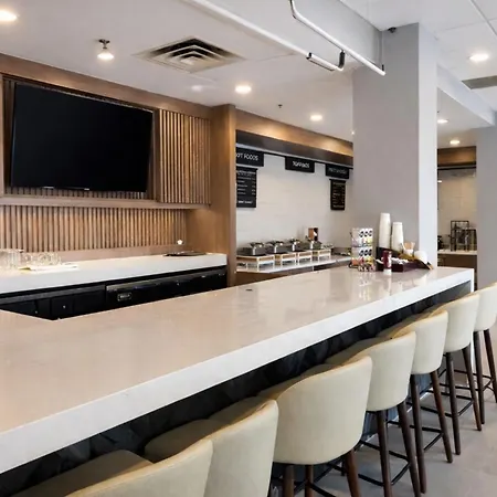 Holiday Inn & Suites Mississauga West - Meadowvale By Ihg-2