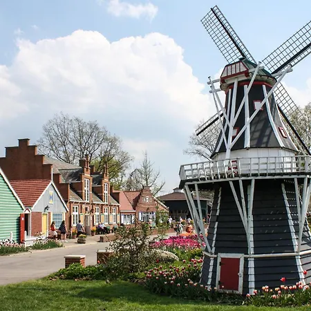 Holiday Inn Express Holland By Ihg-2