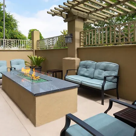 Larkspur Landing Extended Stay Suites Hillsboro-3