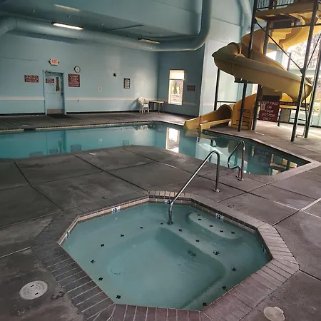 Super 8 By Wyndham Central Pt Medford-2