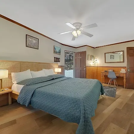 Narrow Gauge Inn-3