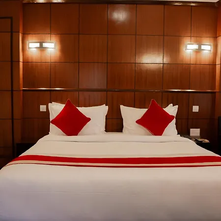 Waterfront Resort - Your Lakeside Retreat On Phewa Lake-2