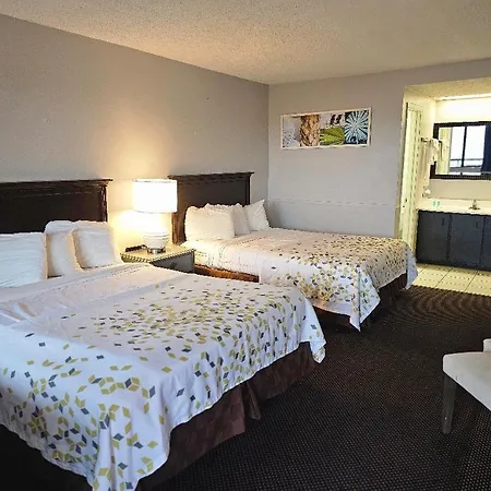Hawk'S Nest Lodge-3