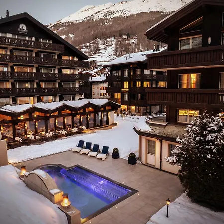 Le Mirabeau Resort & Spa-3