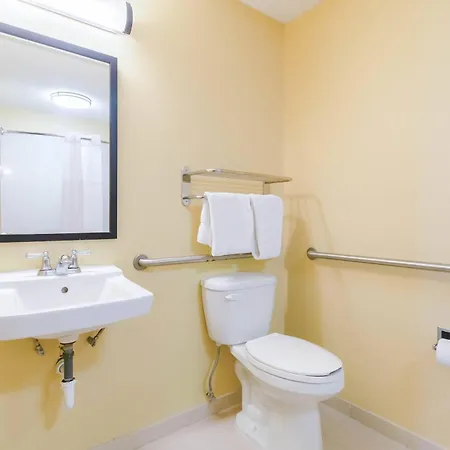 Quality Inn & Suites Ogallala-3