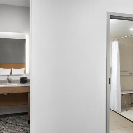 Hyatt Place Sterling Dulles Airport North-3