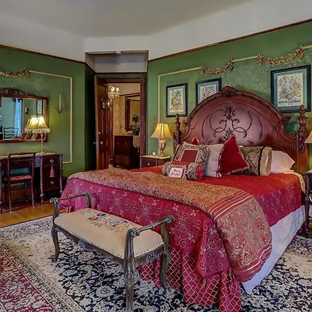 Schuster Mansion Bed & Breakfast-2