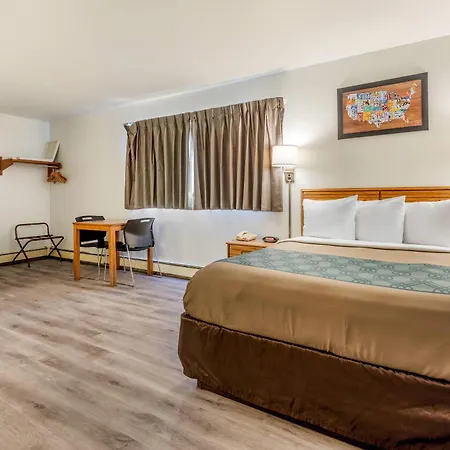 Econo Lodge Saint Albans-3